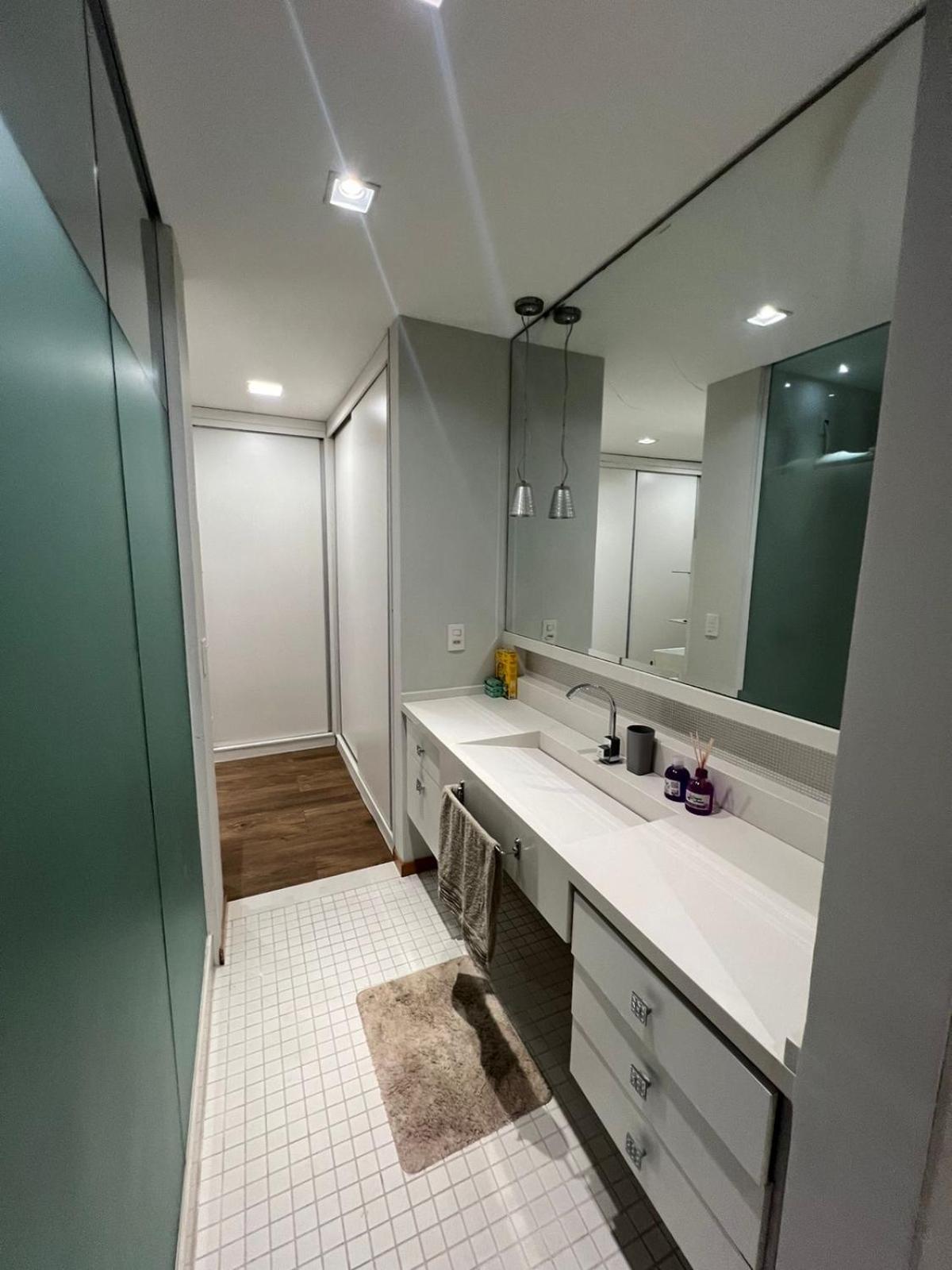 Apt 3Q Luxo Com Ar E Jacuzzi Na Beira Mar 구아라파리 외부 사진