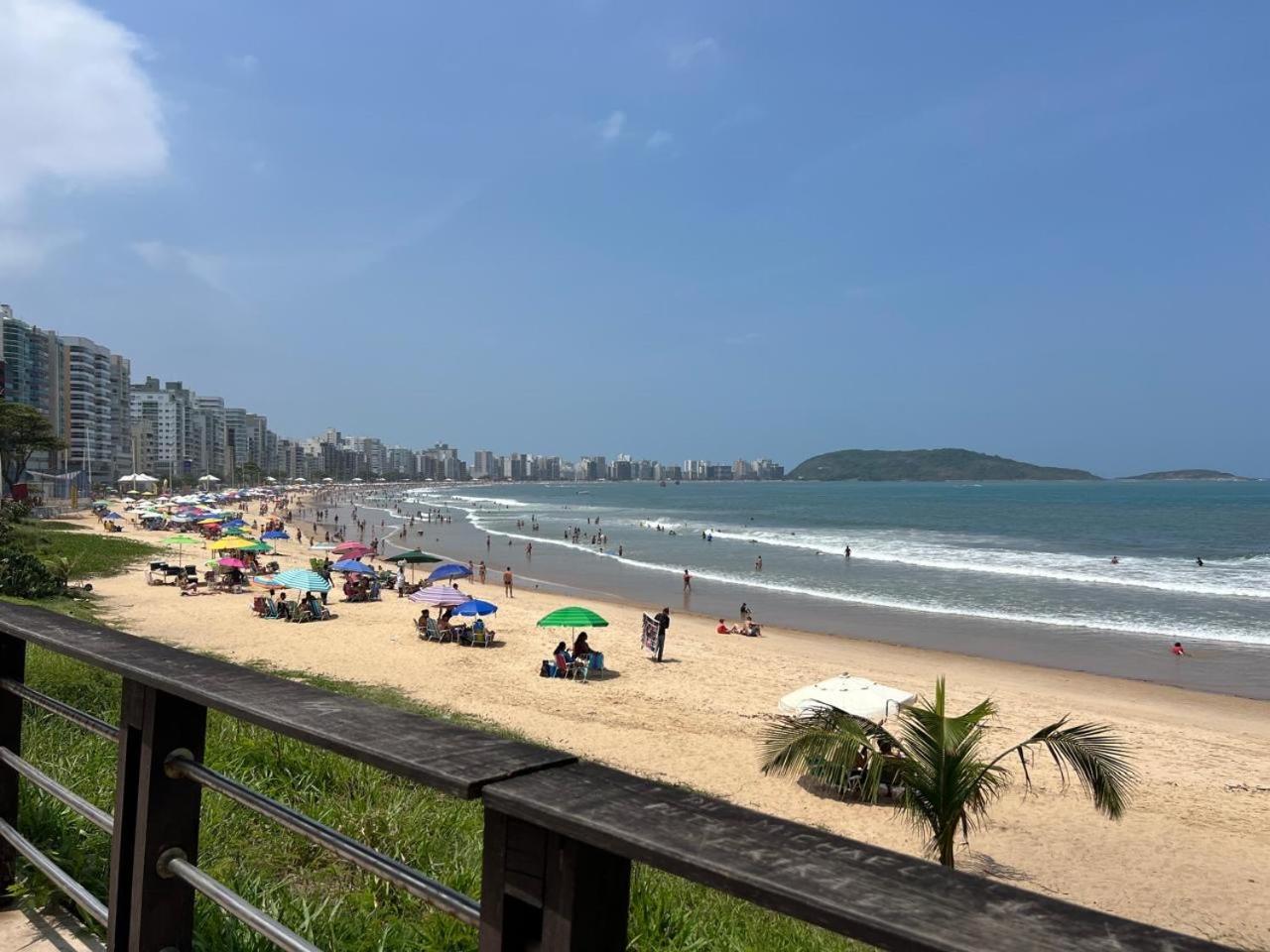 Apt 3Q Luxo Com Ar E Jacuzzi Na Beira Mar 구아라파리 외부 사진